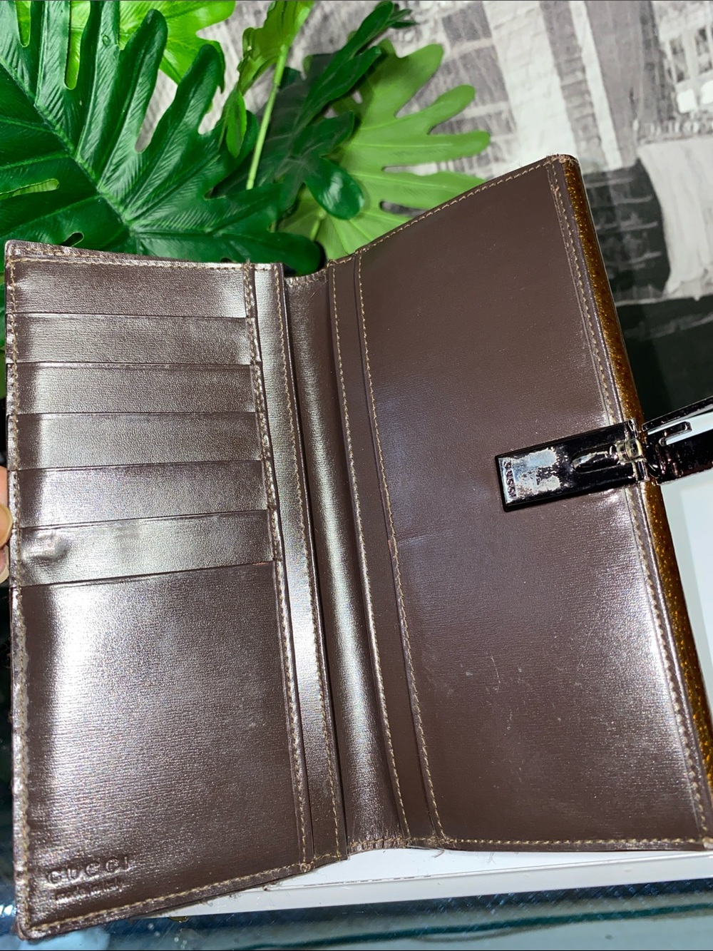 Authentic Gucci Rare Metallic Bronze Patent Leather Long Wallet - Picture 9 of 17